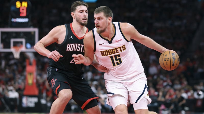 Nikola Jokic, Alperen Şengün'ü üzdü! NBA'de Rockets Denver maçı nefesleri kesti
