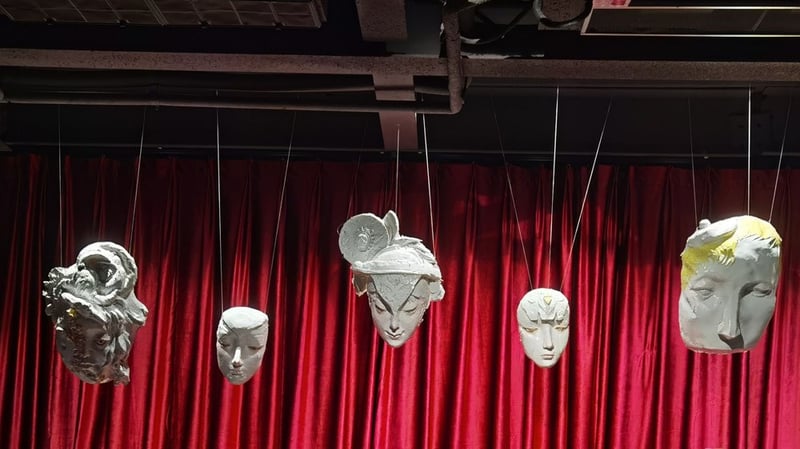 Benedict Cumberbatch und Gillian Anderson im Theater sehen? Geht mit diesem Streaming-Abo