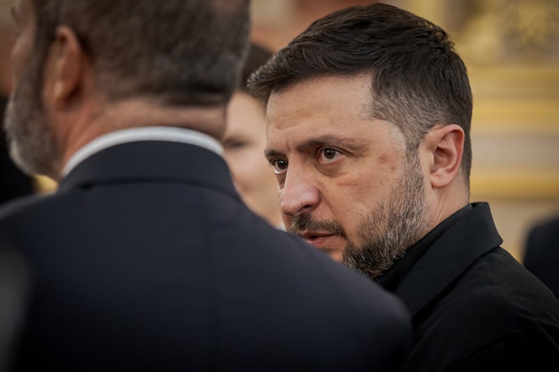 Zelenski: Savaşın onurlu bir şekilde nasıl sonlandırılacağına dair adımların netleştirilmesi oldukça mümkün