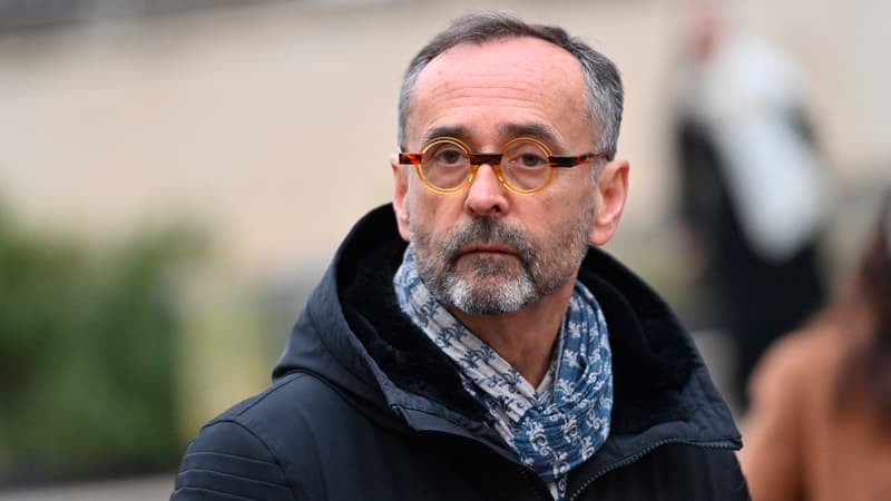 Municipales à Béziers: Robert Ménard se dit "ravi" du soutien de LR et appelle à "l'union des droites"