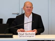 Scholz als Zeuge im Ausschuss: Olaf Scholz: Wollte lange vor Ukraine-Krieg LNG-Terminals
