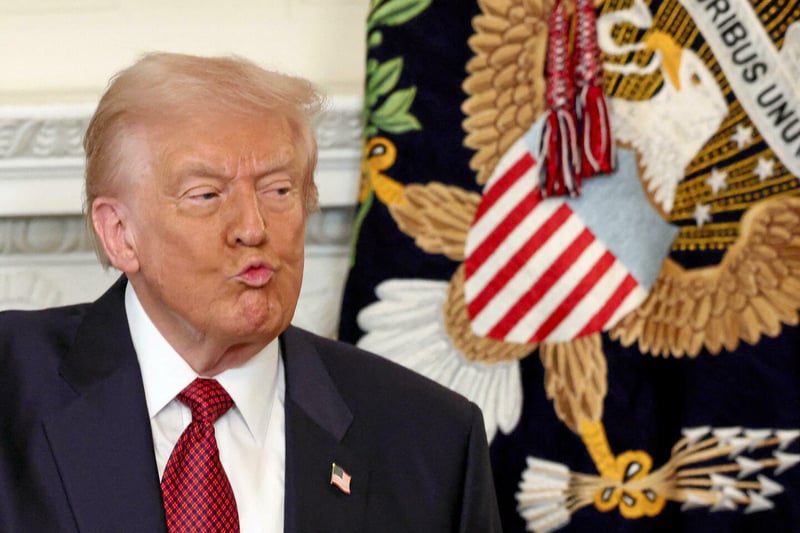 Face à l’inflation aux États-Unis, Trump annule certains droits de douane