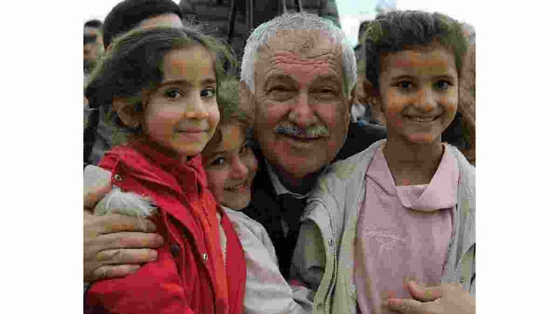 Zeydan Karalar’dan Dünya Çocuk Hakları Günü’nde anlamlı mesaj