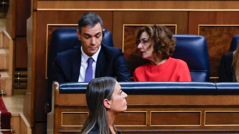 Hacienda cita el lunes a las comunidades autónomas para abordar el déficit y la nueva financiación