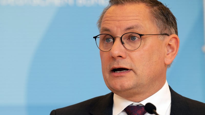 Liveblog Bundespolitik: „Abstrus“: AfD-Verteidigungspolitiker kritisieren Chrupallas Russland-Äußerungen