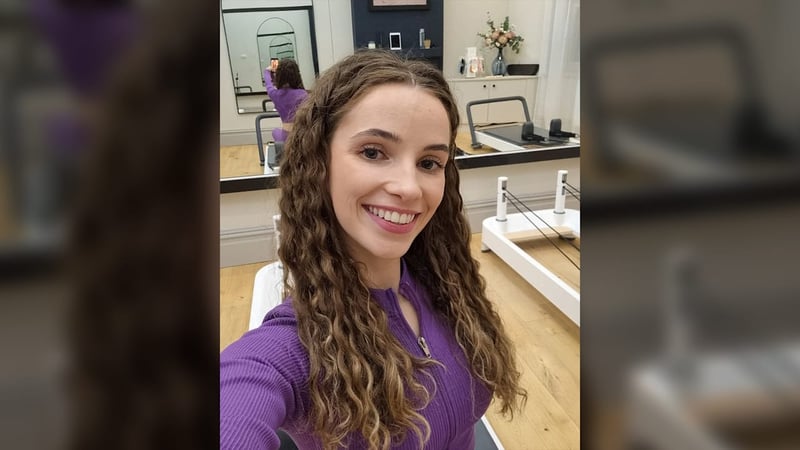 Traumrolle, doch niemand sieht ihr Gesicht - Pilates-Trainerin verzaubert in „Wicked 2“