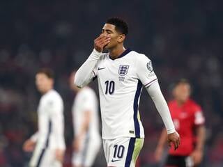 « L’Angleterre n’est pas prête pour une superstar noire » : Ian Wright défend Jude Bellingham