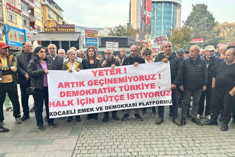Kocaeli Emek ve Demokrasi Platformu: 10 Ocak'ta "Geçinemiyoruz" mitinginde buluşalım
