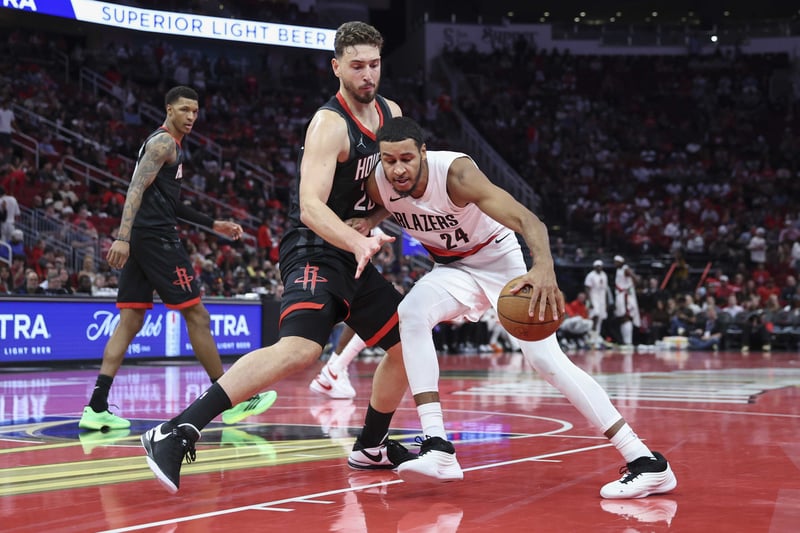 Alperen 'triple-double'ı kaçırdı! Rockets zafere uzandı