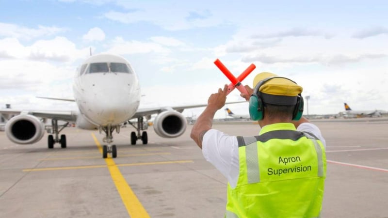 Apron memuru nedir, maaşları ne kadardır? İşte 2025 Apron maaşları…