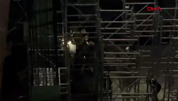 Son dakika... Kabataş'ta metro inşaatında çökme