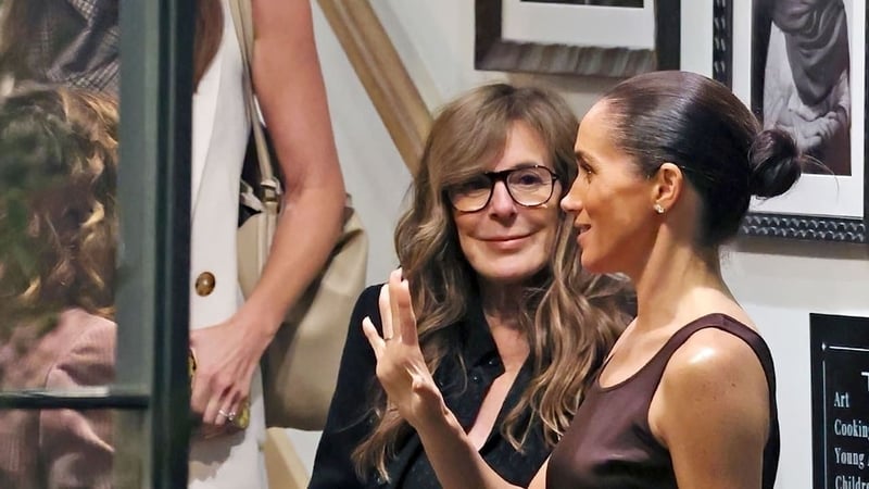 Sie ist eine Kosmetik-Königin - Geheimnisvolle Gönnerin von Meghan enthüllt