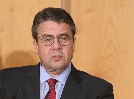 Eski Almanya Dışişleri Bakanı Gabriel, ABD'nin Ukrayna planının değiştirilmesi çağrısında bulundu