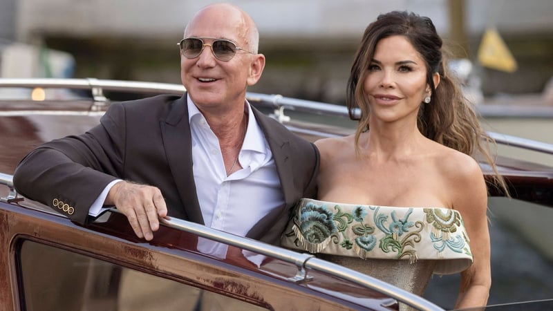 Kaum wiederzuerkennen: Amazon-Chef Jeff Bezos zeigt sich im Gesicht stark verändert