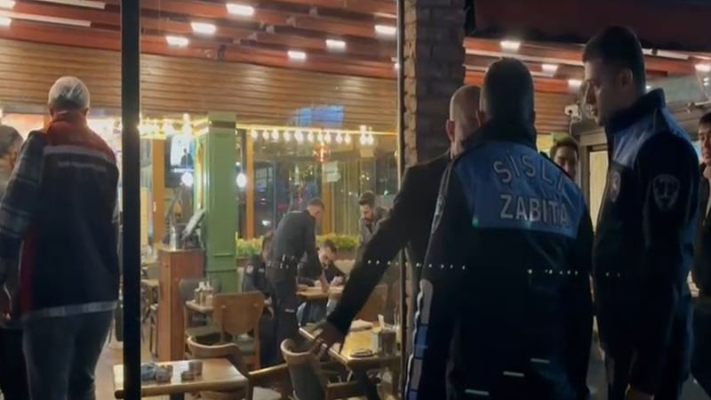 İstanbul İl Sağlık Müdürü açıkladı: Aynı restoranda yemek yiyen 25 kişi hastaneye başvurdu