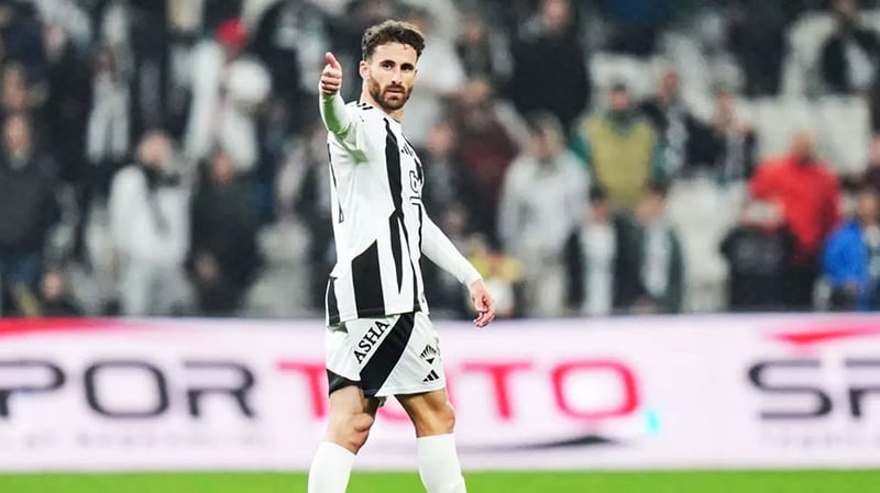 Son durum belli oldu! Rafa Silva Beşiktaş'ta kalacak