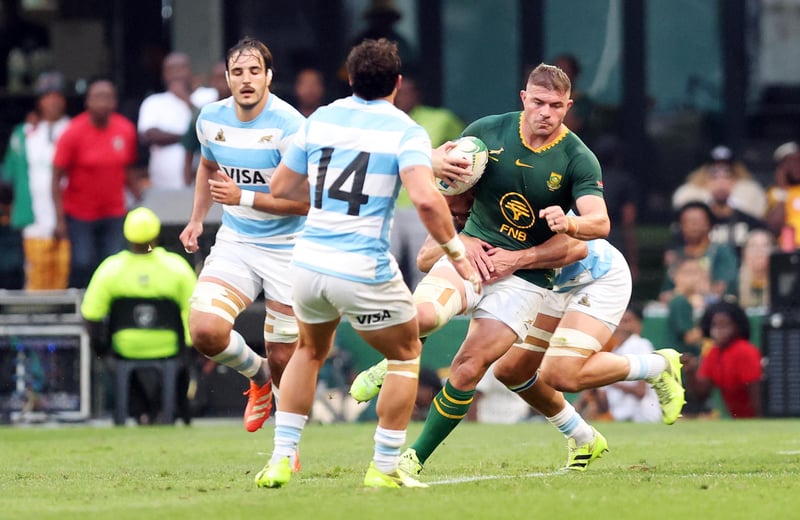 Rugby : le Sud-Africain Malcolm Marx préféré à Louis Bielle-Biarrey pour le titre de joueur de l’année