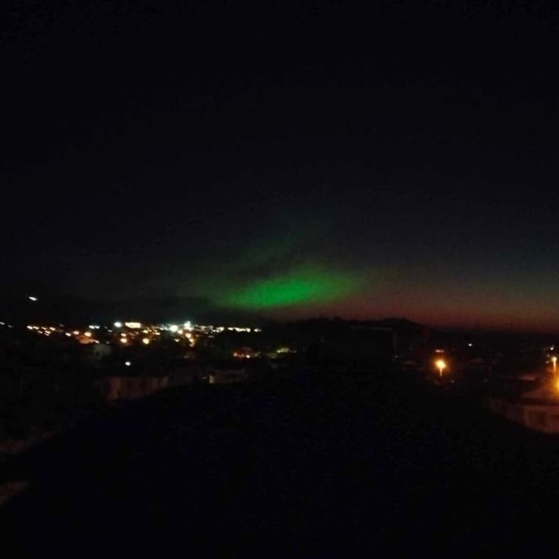 Fethiye semalarında mor ve yeşil ışıklar