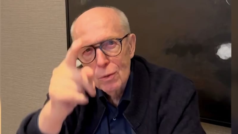 „Mach, dass du los kommst!“ - Geburtstags-Ansage von Calmund an Völler im Live-TV