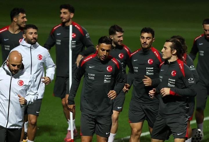 A Millî Takım’da 4 futbolcu kadroda yok! İrfan Can Kahveci…