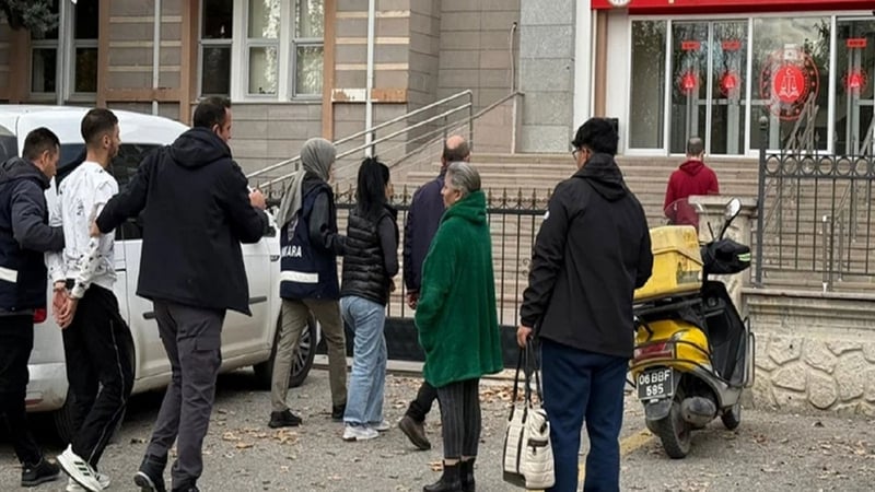 Ankara'da karı-koca, uyuşturucu ticaretinden tutuklandı