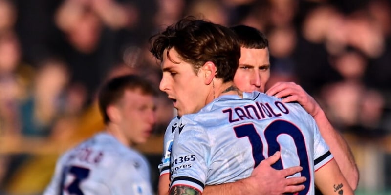 <p>Zaniolo-Davis, l'Udinese sbanca Parma. Genoa, prima gioia per De Rossi: 2-1 al Verona</p>
