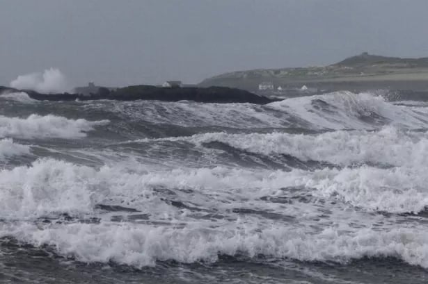 Earthquake hits off North Wales coast as sudden tremor recorded