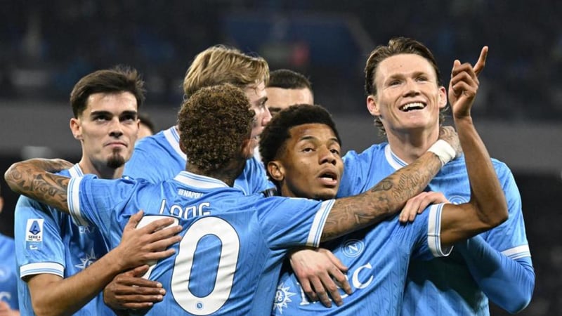 El Nápoles se reencuentra y duerme líder