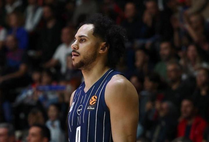 Anadolu Efes’te Shane Larkin, 2 ay yok
