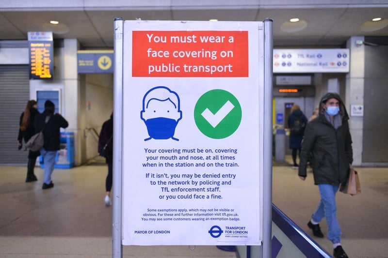 Covid-19 : un confinement plus précoce aurait permis d’éviter 23 000 décès en Angleterre