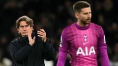 Vicario booers 'can't be true Spurs fans' - Frank
