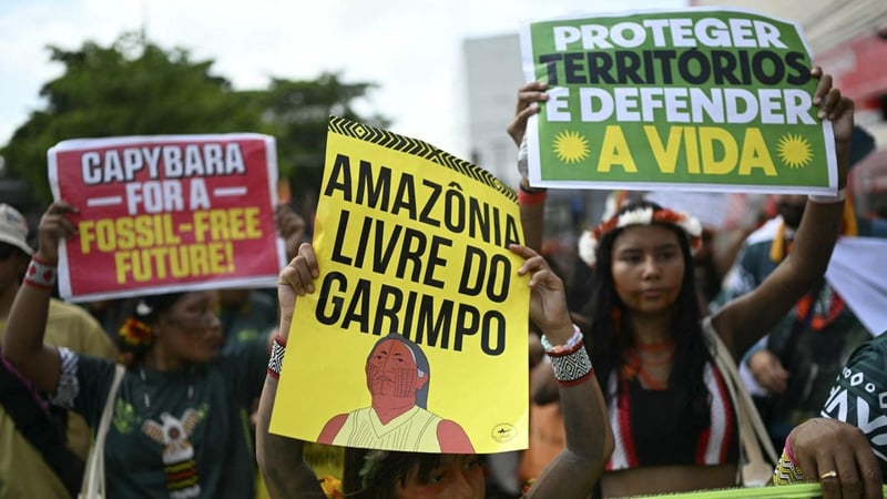 « Nous ne sommes pas entendus » : à la COP30 de Belèm, les peuples autochtones d’Amazonie dénoncent leur mise à l’écart des négociations