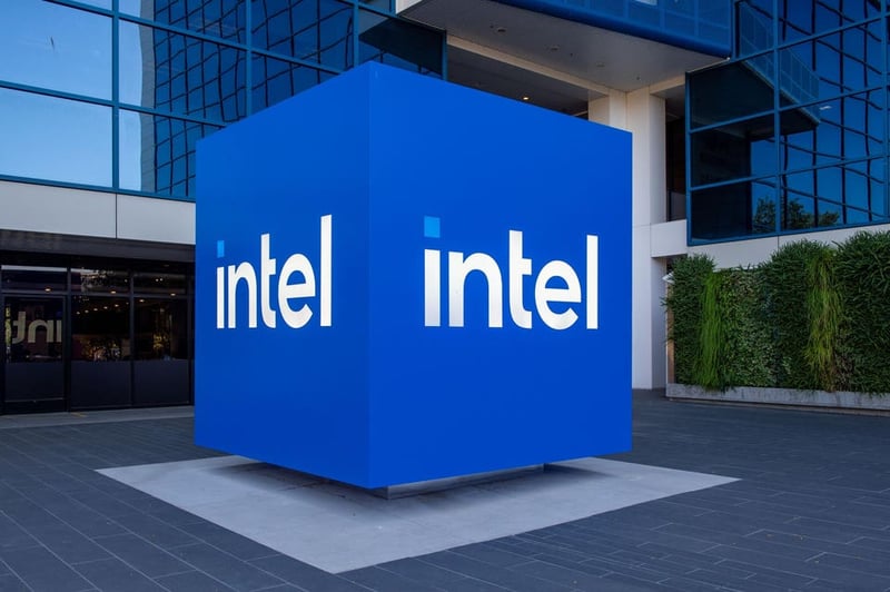 Intel Stock Pops As Analyst Sounds Alarm On Potential Apple Partnership