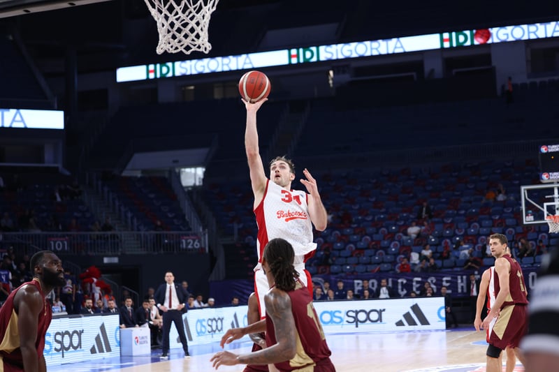 Bahçeşehir Koleji evinde kazandı