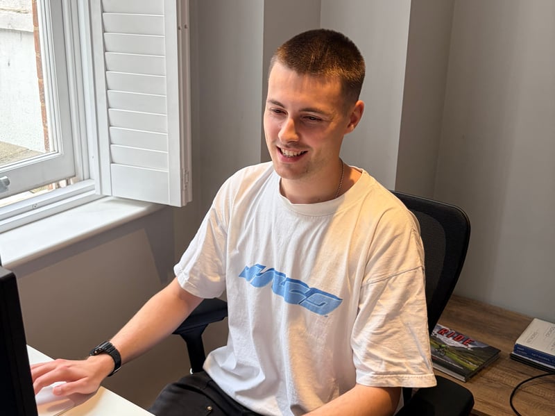 I got an AI internship in college by posting a coding fix to a company's Facebook. Now I'm a full-time engineer at a startup.