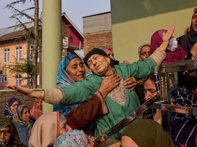 At least 9 killed and 32 injured in explosion at Kashmir police station