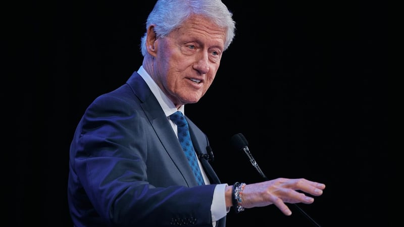 Sexualstraftäter-Affäre: Epstein-Skandal: Trump will Fokus auf Bill Clinton lenken
