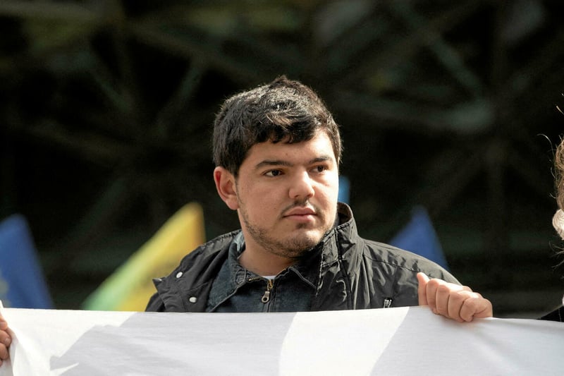 À Marseille, le petit frère du militant écologiste Amine Kessaci a-t-il été victime d’un « assassinat d’intimidation » ?