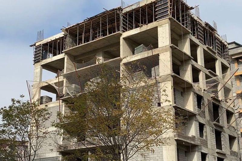 Yine inşaatta iş cinayeti: Yedinci kattan düşen 50 yaşındaki işçi yaşamını yitirdi