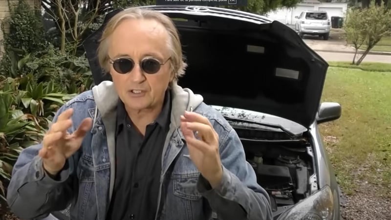 Scotty Kilmer, experto en coches, queda impresionado con este Toyota de segunda mano: "Es como un Lexus pero más barato"