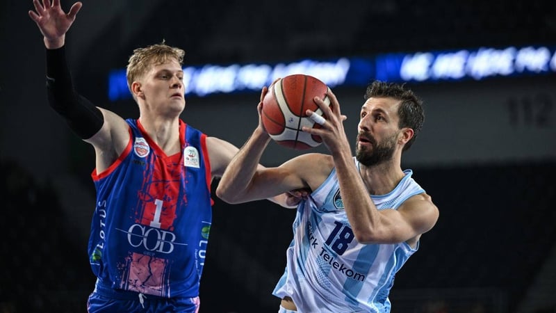 Türk Telekom seriye bağladı