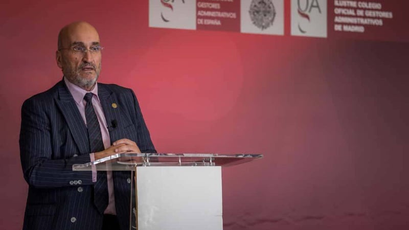 Fernando Santiago reivindica una democracia con latido ético y humano