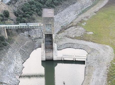 Barajlar yine kurudu