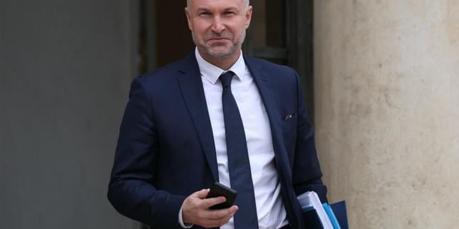 Budget 2026 : Laurent Panifous, ministre des relations avec le Parlement, envisage une loi spéciale en cas d’impasse