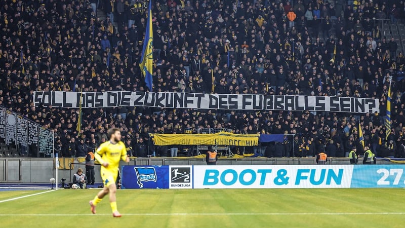 Hinter gespenstischer 12-Minuten-Stille in den Stadien steckt vehementer Fan-Protest