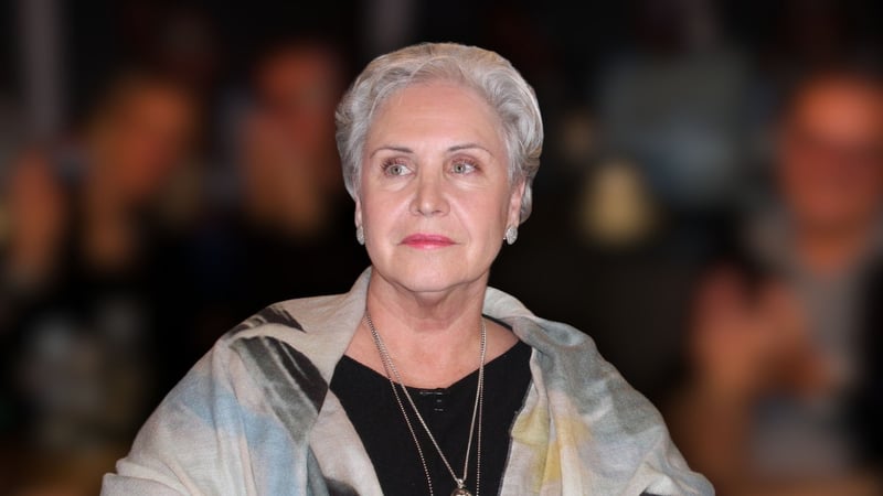 Anders als ihre Mutter: TV-Star Katerina Jacob will sterben wie die Kessler-Zwillinge