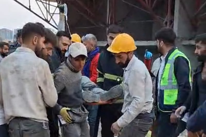 Batman’da kalıp sökümü sırasında beton düştü: 1 işçi öldü, 1 işçi ağır yaralandı