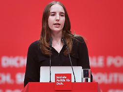 Reformbedarf der Finanzierung : Mögliche Juso-Co-Chefin lehnt Rentenforderung der JU ab