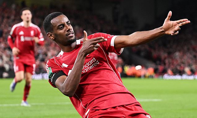 Alexander Isak named in starting XI for Liverpool against Nottingham Forest after £125m man missed last five games through injury
