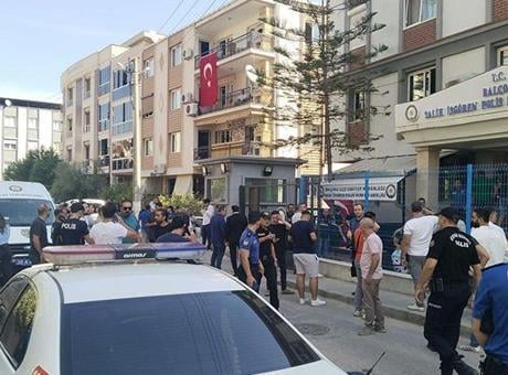 İzmir’de polis şehitlerinin davasında flaş gelişme: Halis Bayancuk ve Haris Karadağ tutuklama istemiyle mahkemeye sevk edildi